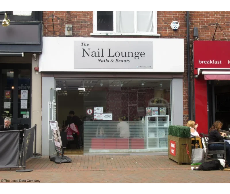 Nail Lounge